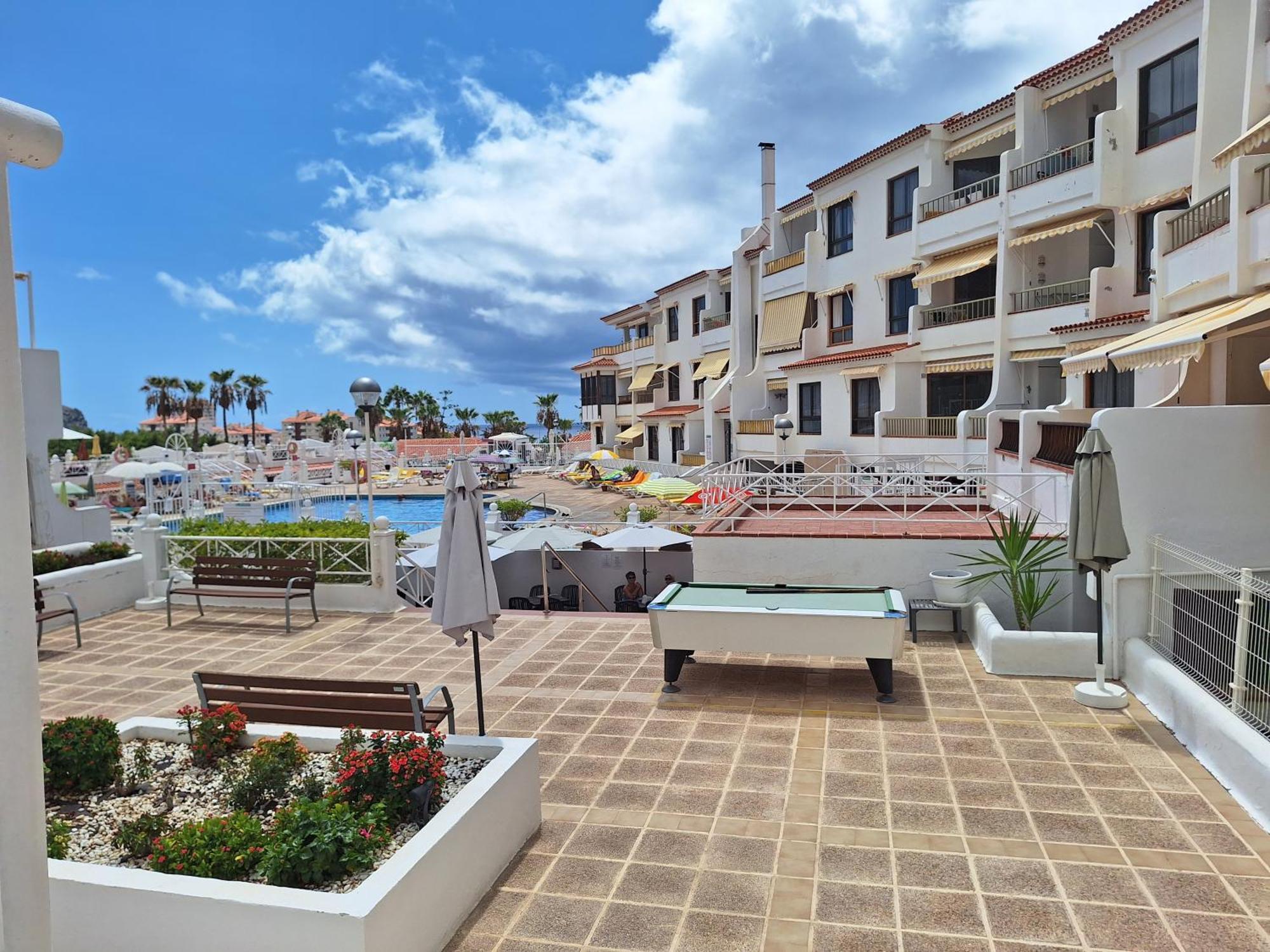 Parque Margarita, Terraza Vista Piscina Apartment Los Cristianos  Exterior photo